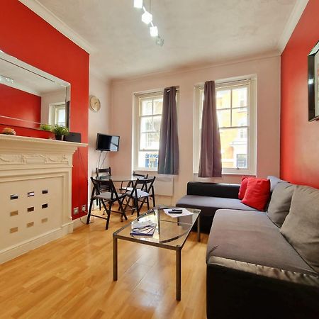 ロンドンCozy Flat, 5 Minute Walk To Oxford Circusアパートメント エクステリア 写真